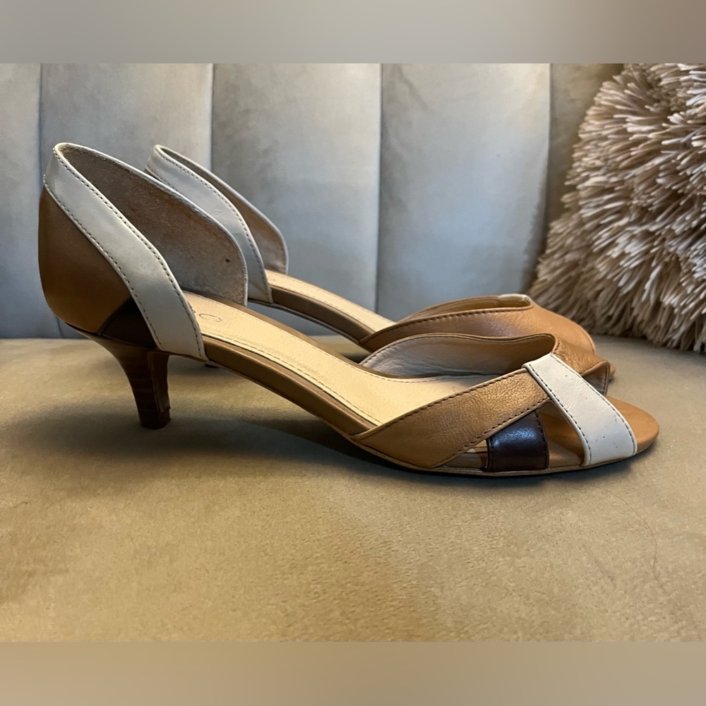 New! kitten heel shoes